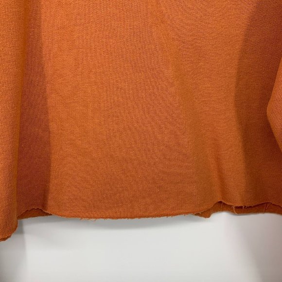 Levis Sweatshirt Orange Laundry Day Cropped Raw Hem Fleece NWT - Picture 8 of 13